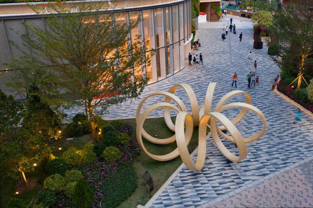 Sino Group Presents Time Loop by Paul Cocksedge to the Kwun Tong community