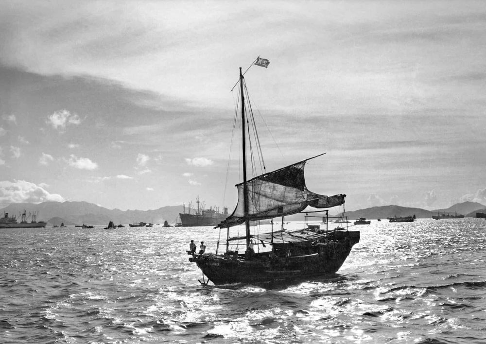 Sino Group exhibition ‘Photographs from the 1950s: Marjorie Doggett’s Singapore, Lee Fook Chee’s Hong Kong’
