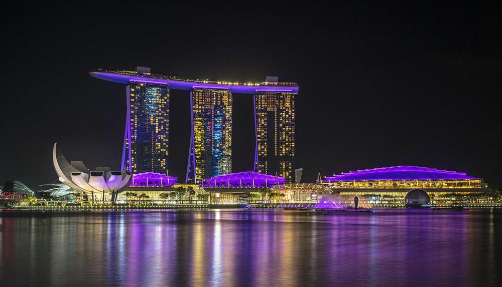 Speed and splendour: Booking.com’s Singapore adventure and luxurious picks
